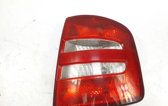 Skoda Fabia Mk1 (6Y) Rear/tail lights 6Y9945096B