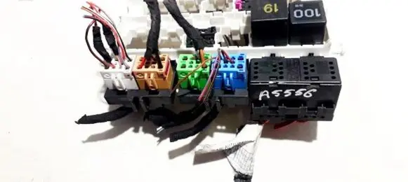 Seat Ibiza II (6k) Fuse box set 6k0937517