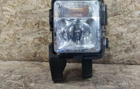 Cadillac SRX Front fog light 15896707