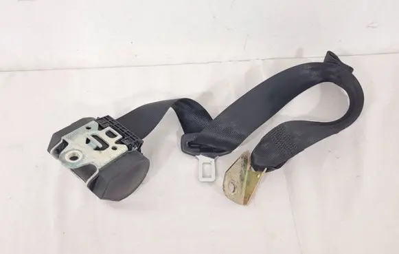 Volkswagen Golf V Rear seatbelt 606471400 12054 000090V