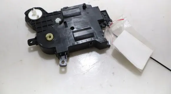 Toyota Yaris Cross Air flap motor/actuator