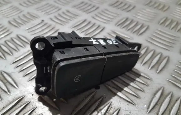 Ford Focus Other switches/knobs/shifts f1et11b573aa