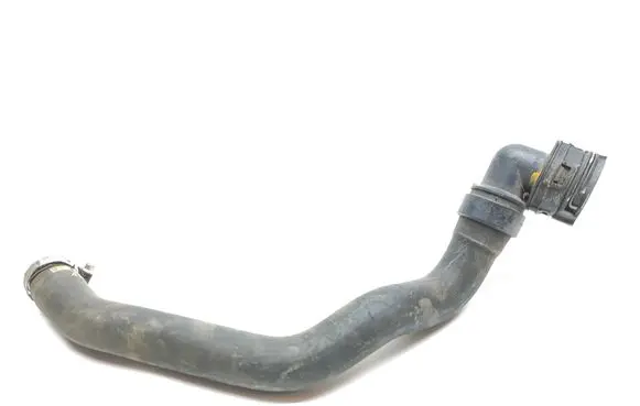Peugeot 3008 II Engine coolant pipe/hose