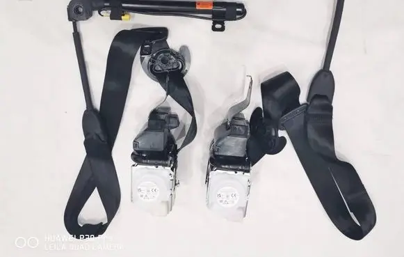 Volkswagen Tiguan Front seatbelt 571857706C 571857705A