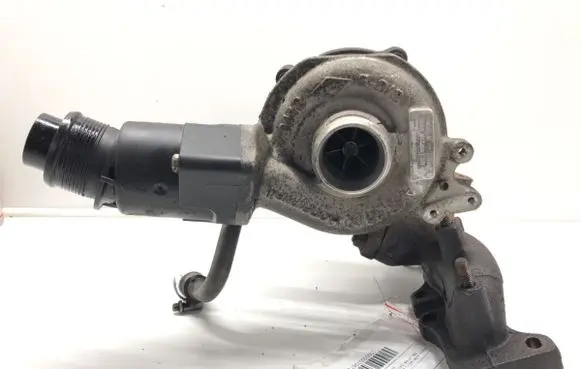 Audi A5 8T 8F Turbo 03L145721A