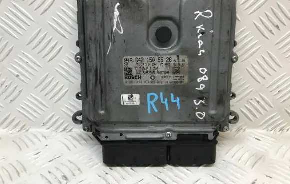 Mercedes-Benz R W251 Engine control unit/module A6421509526