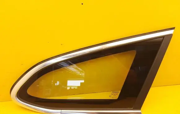 Volvo V60 Rear side window 31218021