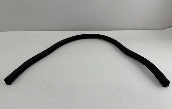 Audi Q2 - Engine compartment rubber 8V0823723