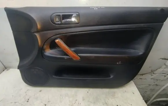 Volkswagen PASSAT B5.5 Front door card panel trim 3B0867012