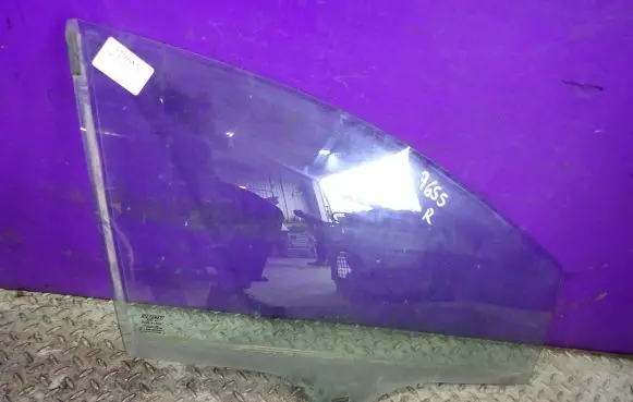 Fiat Punto (199) Front door window glass four-door