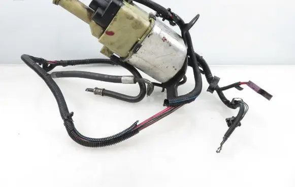 Opel Astra G Power steering pump 26076593 9156555