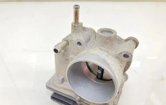 Toyota Auris E180 Throttle valve 220300T110