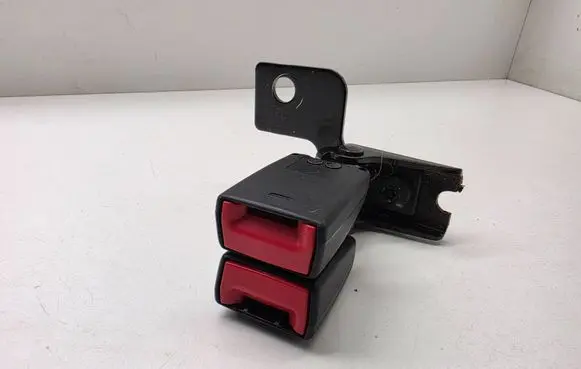 Ford Ecosport Middle seatbelt buckle (rear) GN15A613K21