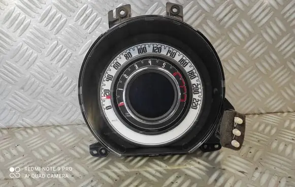 Speedometer (instrument cluster)