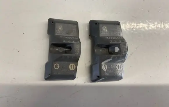 Audi Q7 4L Tire pressure sensor 7l0907275