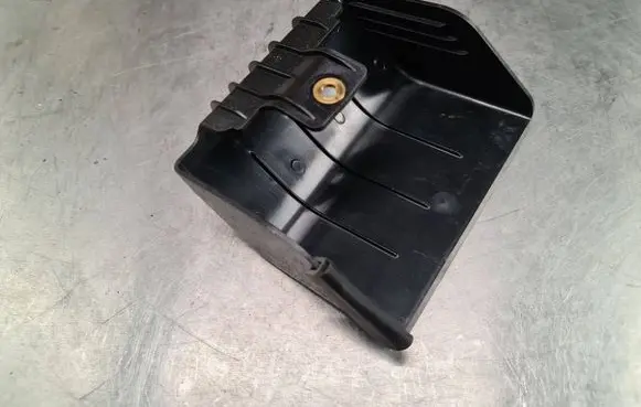 Saab 9-3 Ver2 Tailgate/boot lid lock trim 12791956
