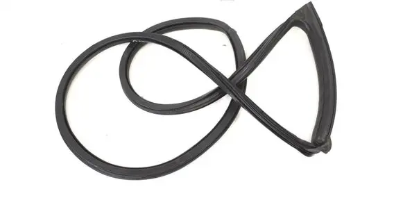 Seat Alhambra (Mk2) Rubber seal front coupe door 