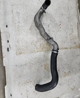 Mazda 5 Intercooler hose/pipe