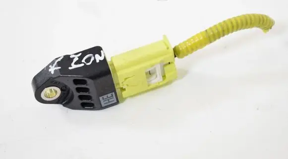 Lexus RC Airbag deployment crash/impact sensor 8983153050