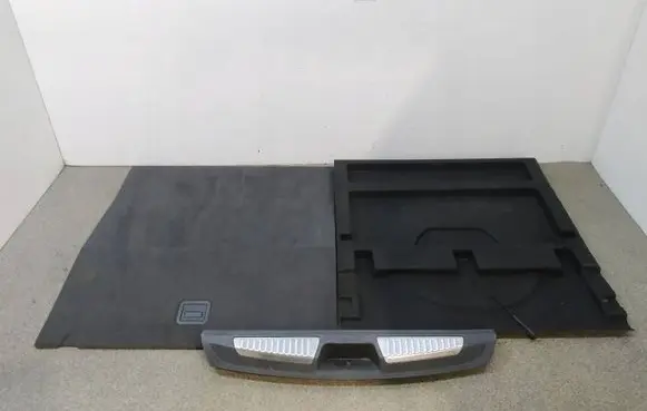 Renault Laguna III Trunk/boot floor carpet liner 849600004R