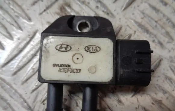 Hyundai i20 (GB IB) Exhaust gas pressure sensor 392102F600