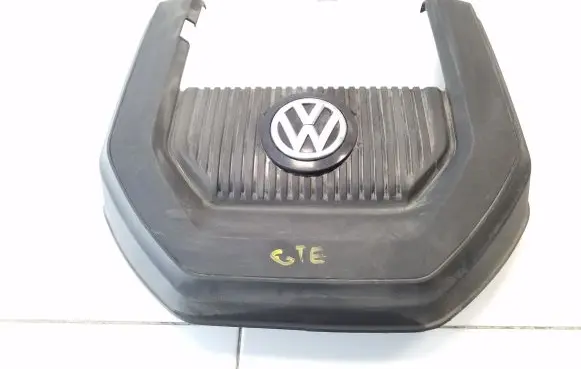 Volkswagen Golf VII Engine cover (trim) 5GE806441