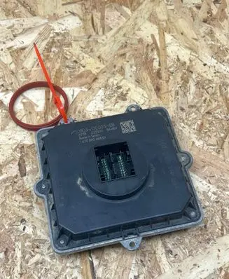 Jaguar I-Pace LED ballast control module J9D313E005BB 223500 147000046801