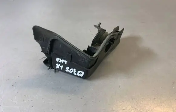 BMW 1 E81 E87 Engine compartment rubber 7124760 51767124760