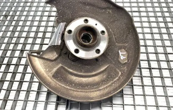 Volvo XC60 Rear wheel hub 