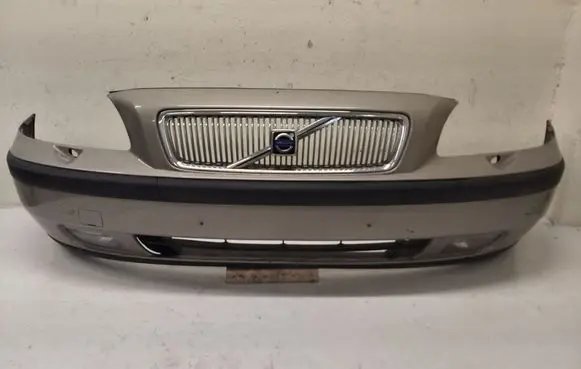 Volvo V70 Front bumper 09484239