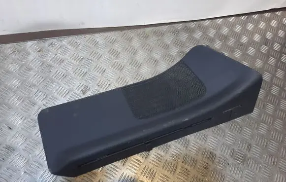 Volkswagen Routan Side speaker frame 1CJ23XDVAG
