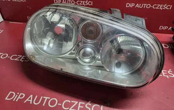 Volkswagen Golf IV Headlight/headlamp
