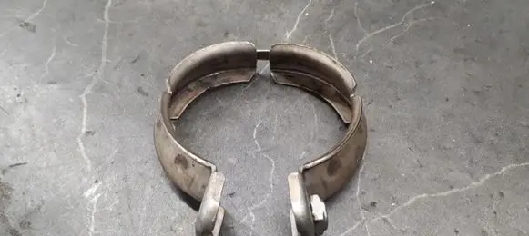 Mercedes-Benz C W205 Muffler pipe connector clamp A0009958902