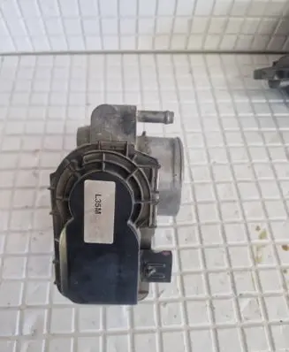 Mazda CX-7 Throttle valve L35M13640a