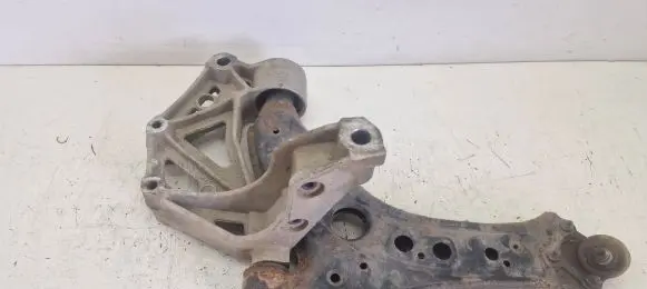 Skoda Fabia Mk2 (5J) Front lower control arm/wishbone