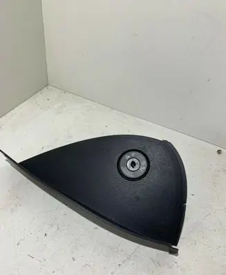 BMW 1 E81 E87 Dashboard side end trim 7068780