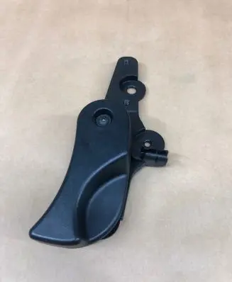 BMW 3 E90 E91 Engine bonnet (hood) release handle 7058117