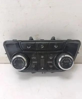 Opel Zafira C Climate control unit 13474055 A2C95502100