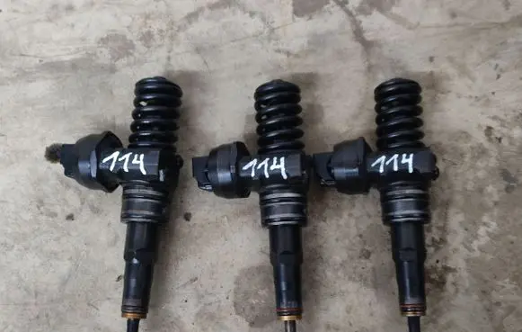 Seat Ibiza III (6L) Fuel injector