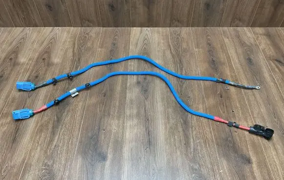 Land Rover Range Rover Velar Positive cable (battery) M8A214N164AB