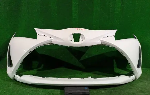 Toyota Yaris Front bumper