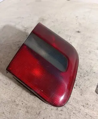 Volvo S70 V70 V70 XC Tailgate rear/tail lights 9157008