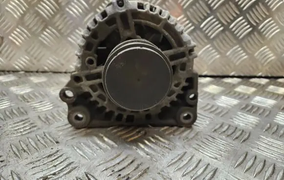 Volkswagen Golf IV Generator/alternator 038903023K
