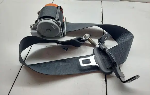 Nissan Navara D23 Middle seatbelt (rear) 888544KJ0A 2T0812