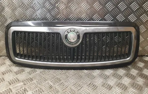 Skoda Fabia Mk1 (6Y) Front bumper upper radiator grill 6Y0853668B