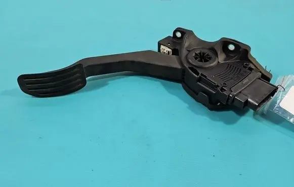 Volvo S60 Accelerator throttle pedal 31329062 IMPRK1527547