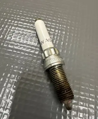 Porsche Cayenne (9Y0 9Y3) Spark plug 06M905606F