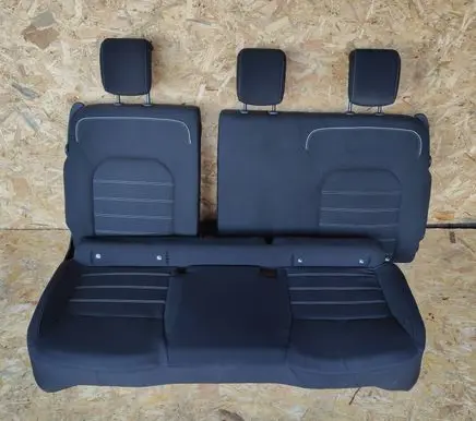 Dacia Duster II Second row seats 