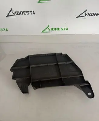 Rear underbody cover/under tray