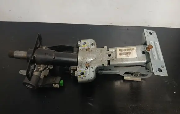 Volvo S60 Steering wheel axle P30680083